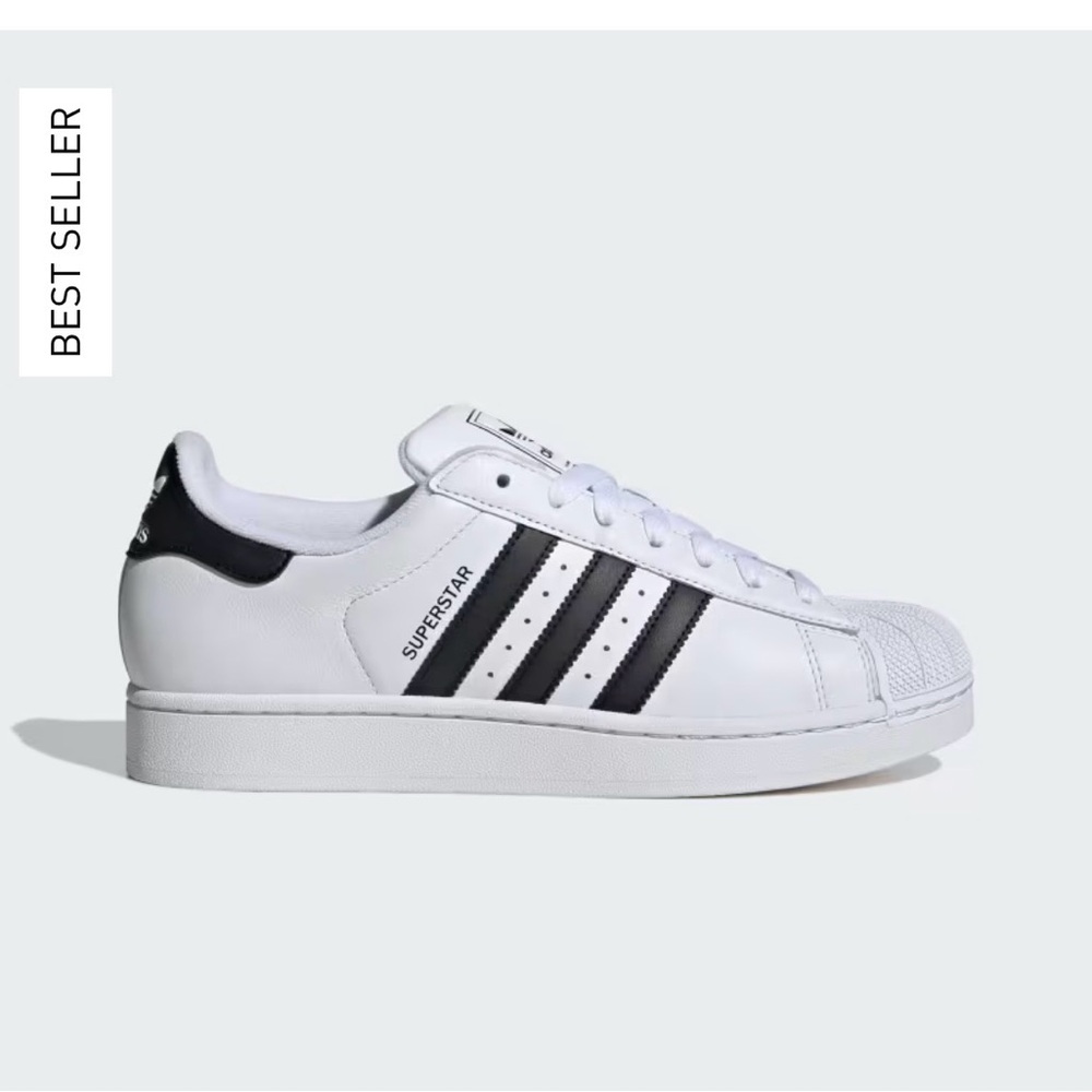 Adidas women’s Superstar originals.  Size 6. Only worn a few times.